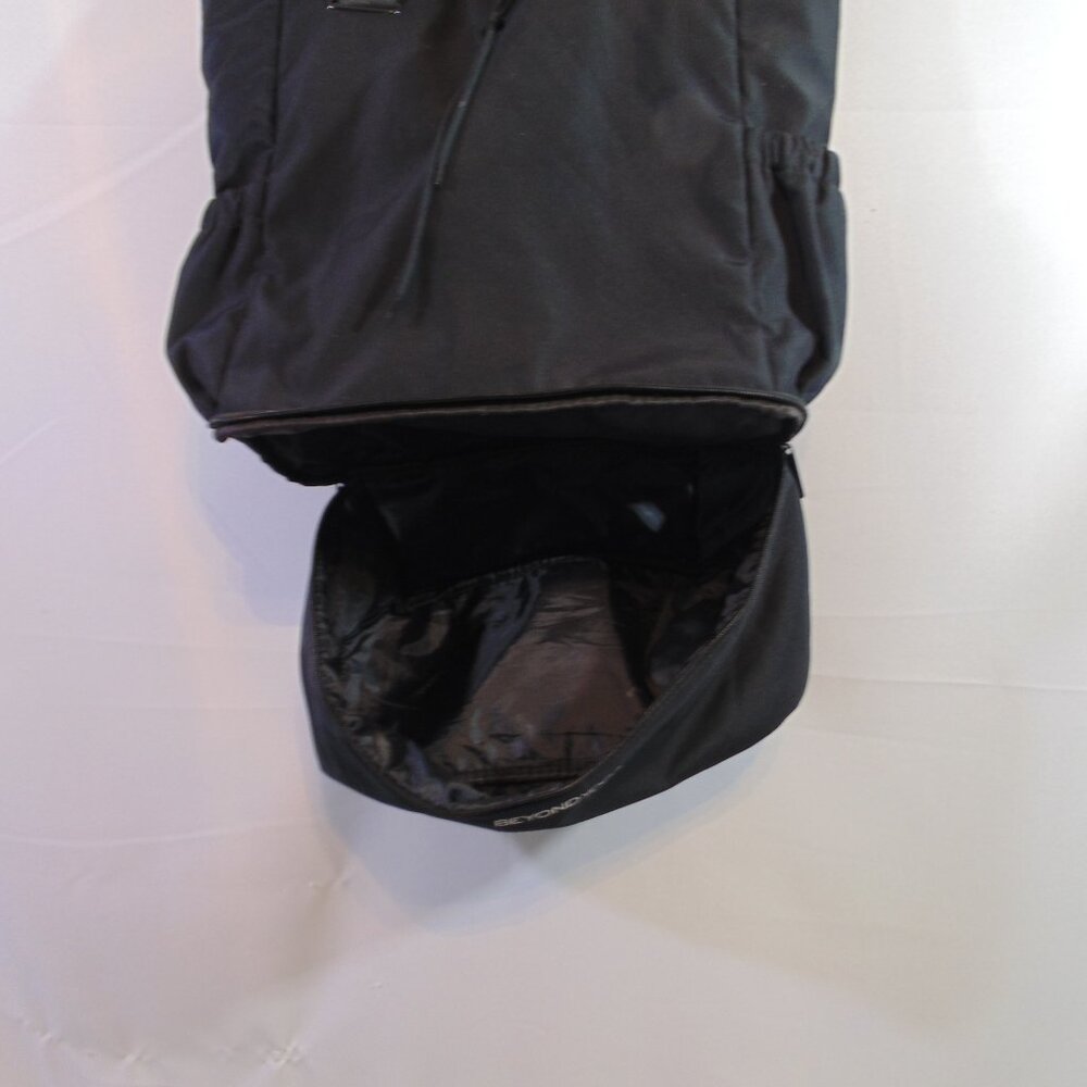 Black Drawstring Beyond Yoga NEW Black Convertible Gym Bag Backpack - Picture 5 of 6
